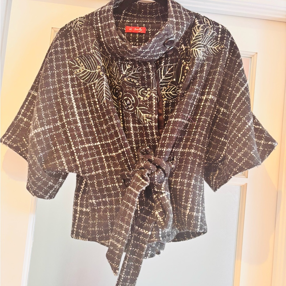 Maison dehry Black and White Patterned jacket with Floral Embroidery